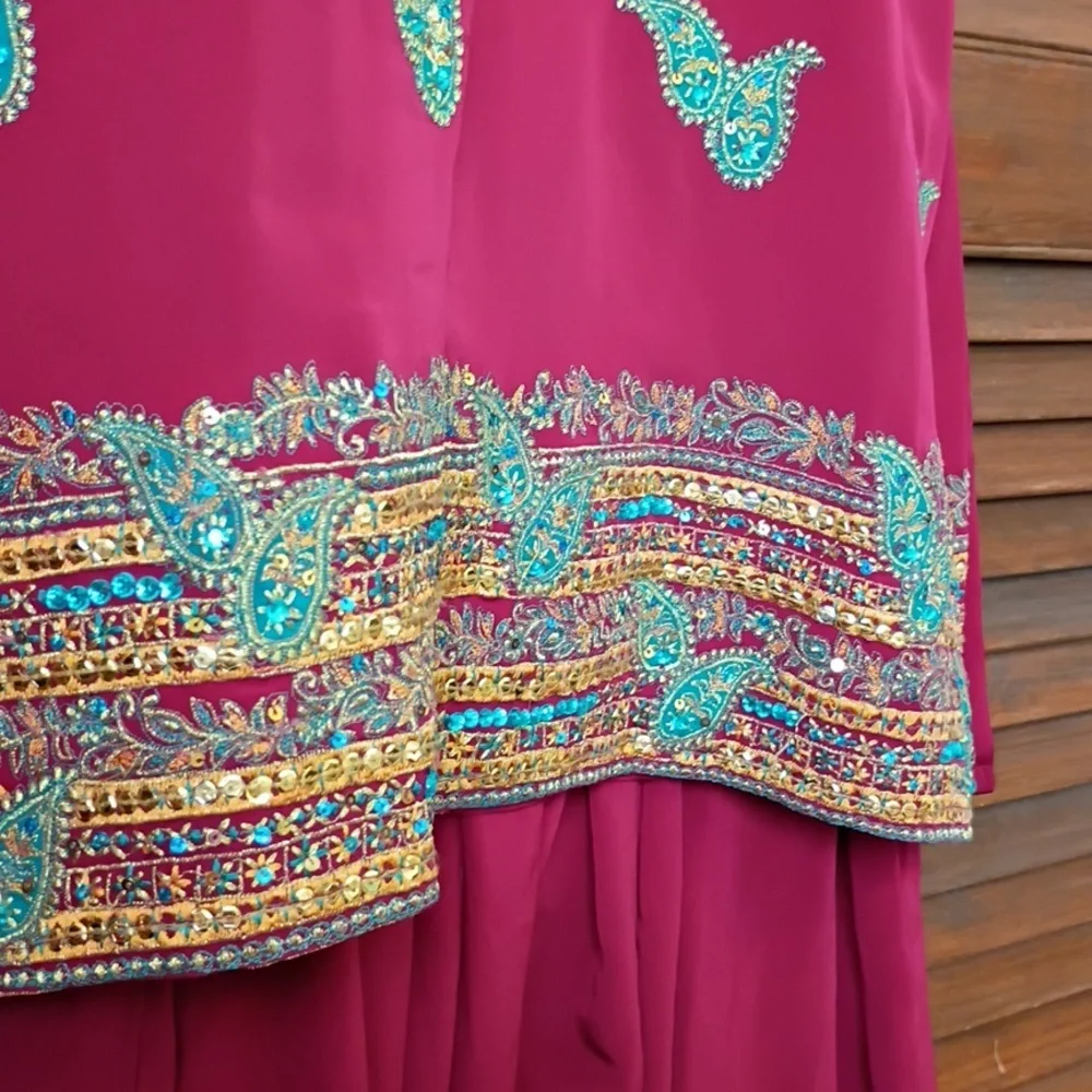 Women's Embroidered Salwar Set - Picture 3 of 15